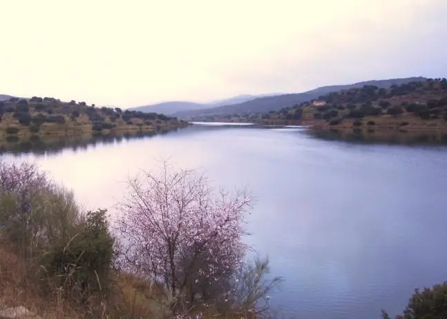 Embalse de la Fresneda