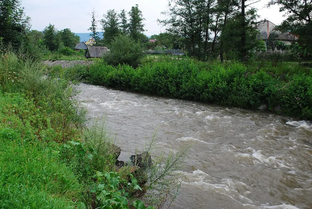 Râul Săpânța