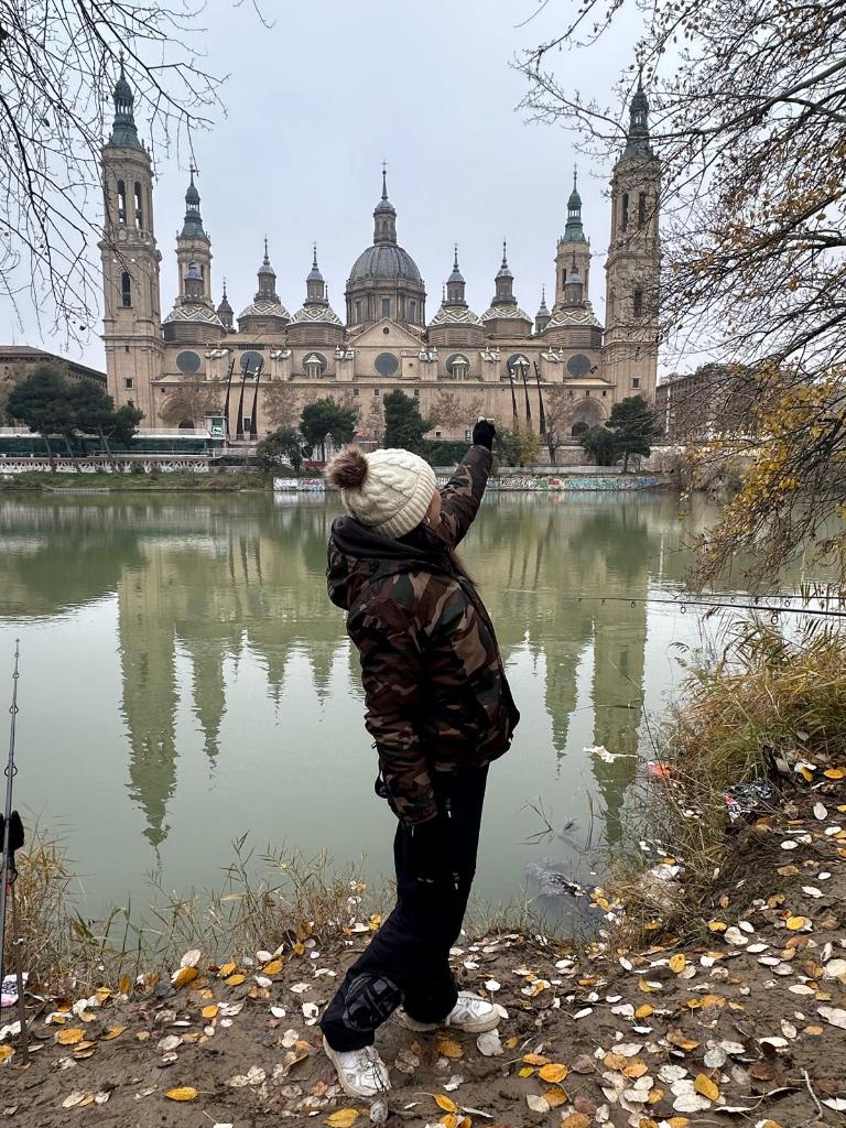 PESCA ENTRE CORRIENTE 