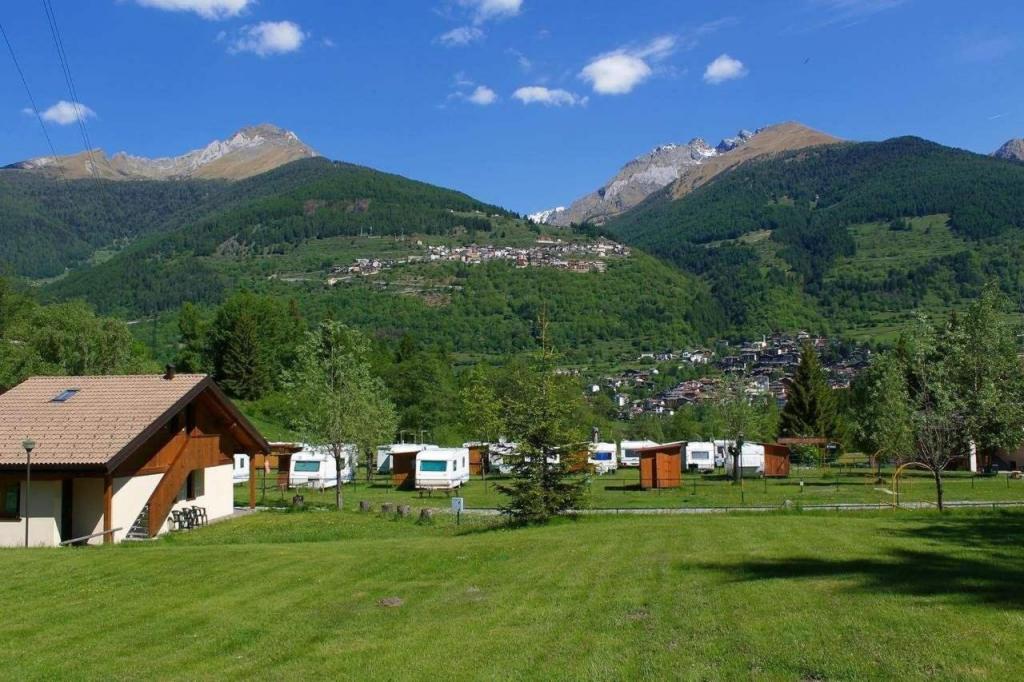 Camping & Chalet Presanella