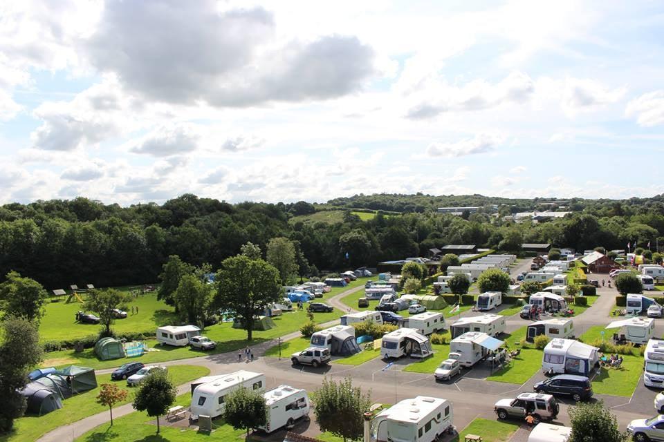 Riverside Caravan & Camping Park