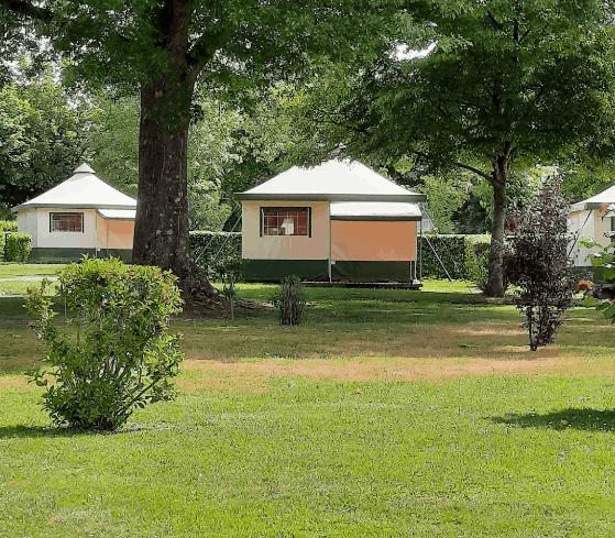 Camping Les Bruyères