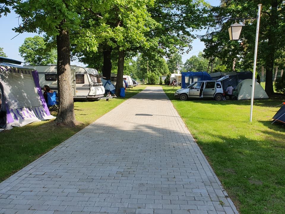 Camping „ Wiśniowa Polana”