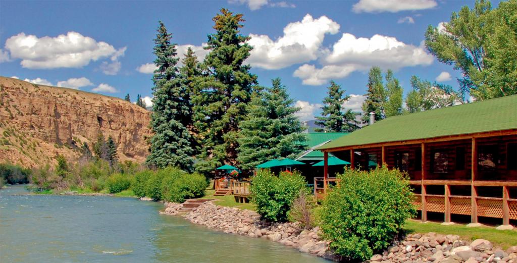 Antler’s Rio Grande Lodge