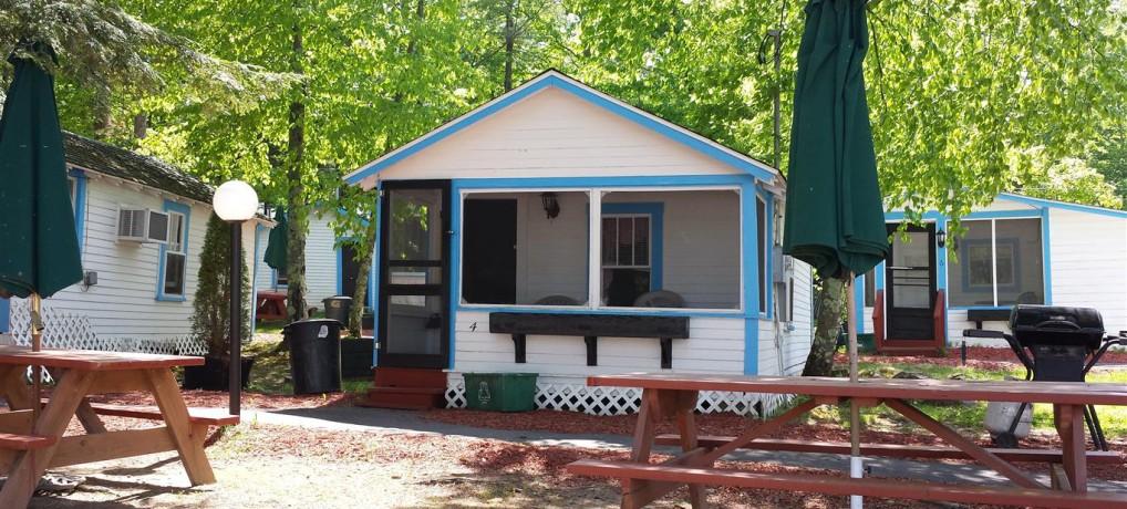 Weirs Beach Motel and Cottages