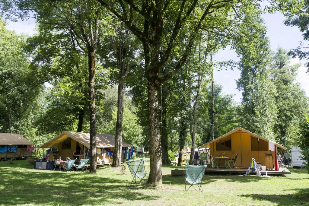 Camping Huttopia Beaulieu sur Dordogne