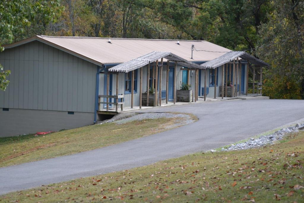 Buzzard Rock Resort & Marina