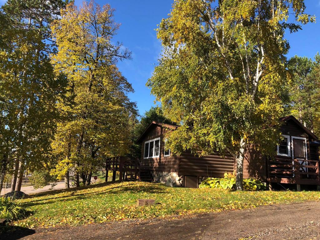 Silver Rapids Lodge