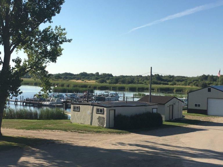 Morris Point Lake View Lodge