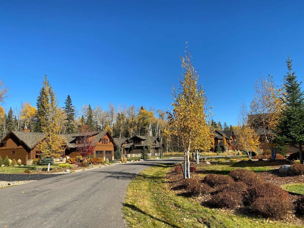 The Lodge at Whitefish Lake