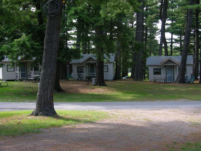 Pinehurst Cottages & Motels