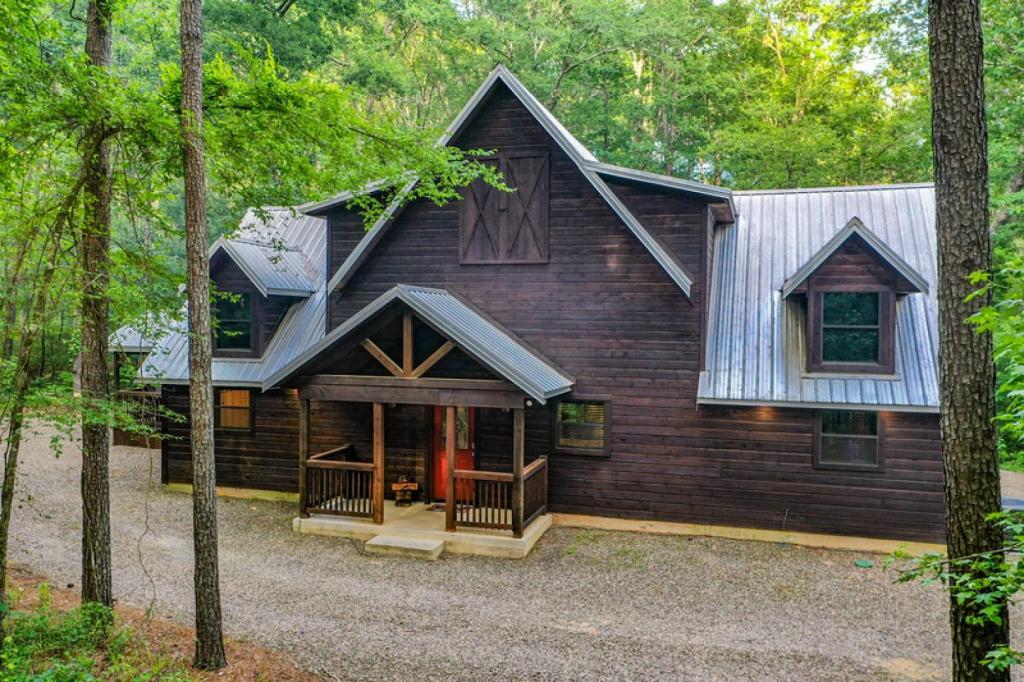 Broken Bow Cabin Lodging