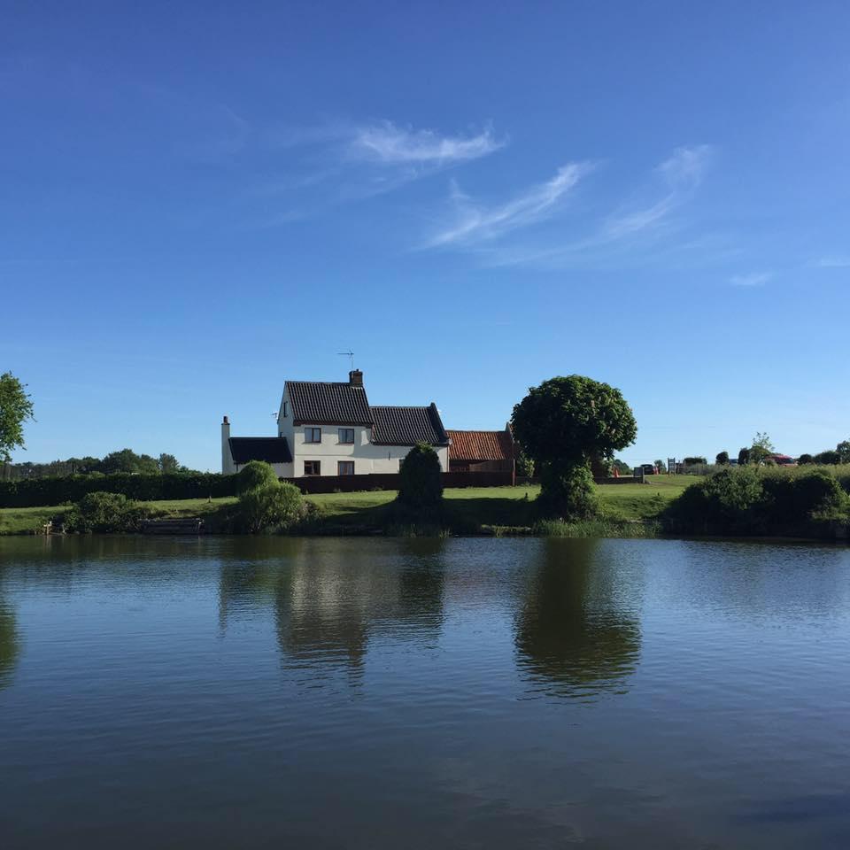 Field Farm Fisheries and Campsite