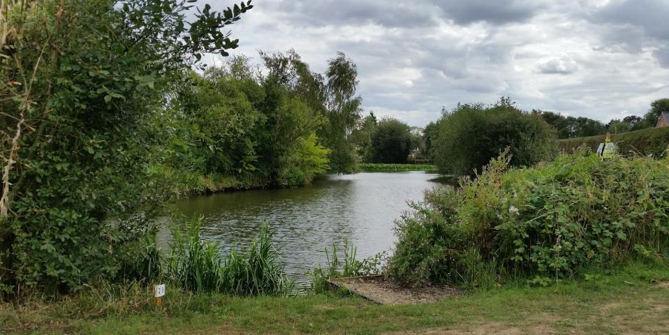 Bainside Coarse Fishery, Holiday Home