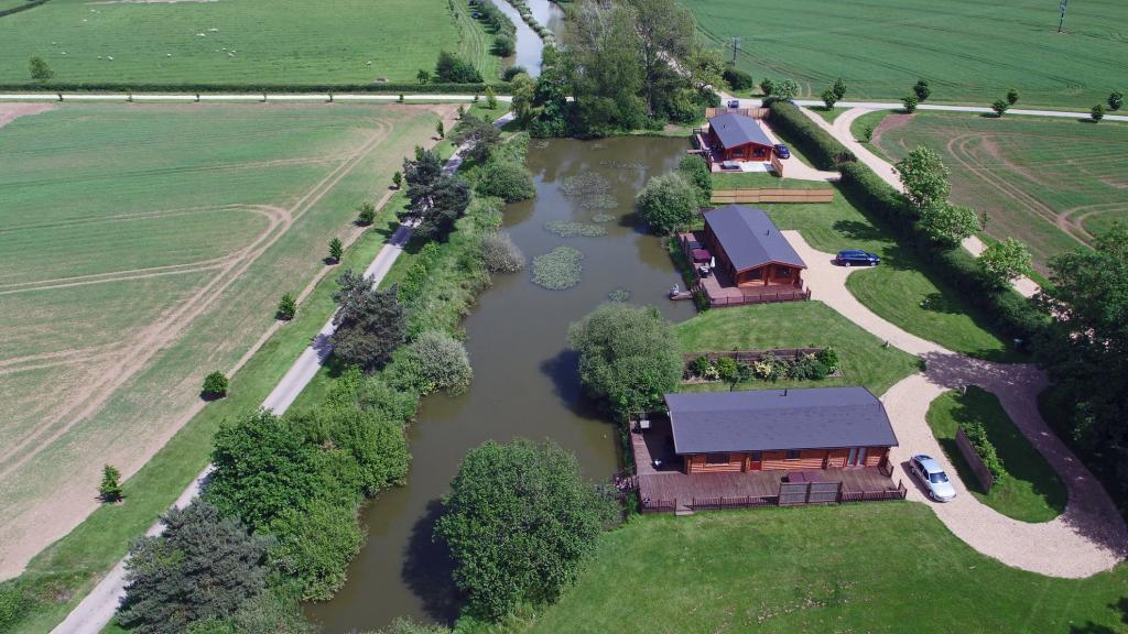 Stretton Lakes