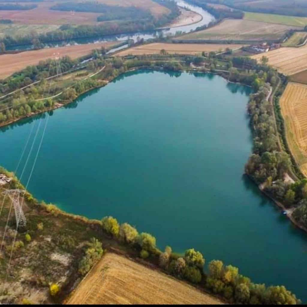 Aqvatika Lake