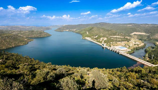 Embalse de Rialb