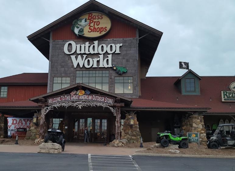 Bass Pro Shops (Portage, IN)