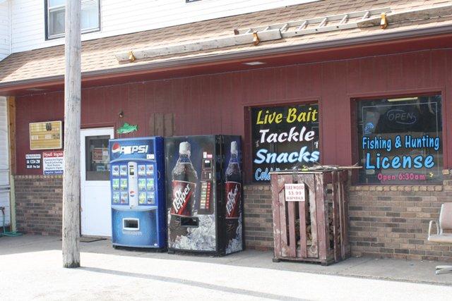 Credit Island Bait Shop